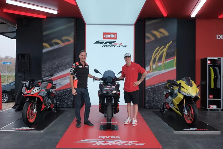 Juara di MotoGP Mandalika 2023, Aprilia rilis motor matic SR GT Replica ...