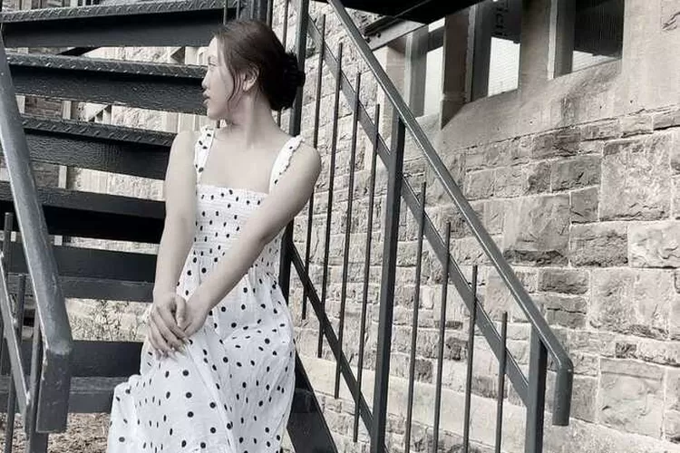 Sudah move on dari Vadel Badjideh, Lolly sebut yang kecintaan adalah netizen (Instagram @1a.uraa)