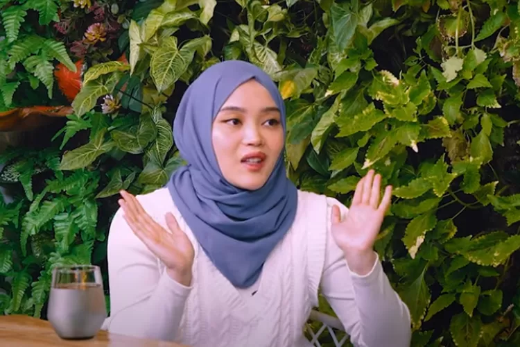 Putri Delina Ungkap Kriteria Ibu Sambung yang Diinginkan untuk Sule: "Bukan  Pengganti Mama" - Catatan Fakta