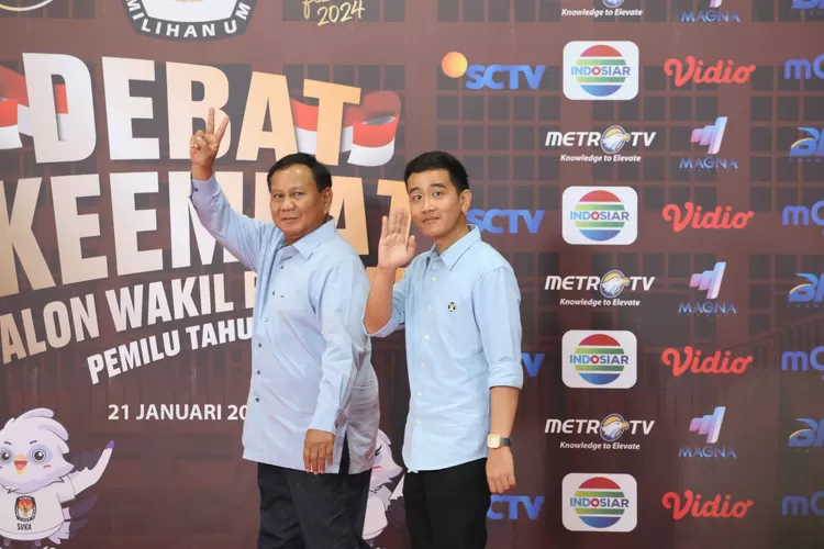 Adab Gibran Rakabuming Raka Saat Debat Cawapres 2024 Jadi Sorotan ...