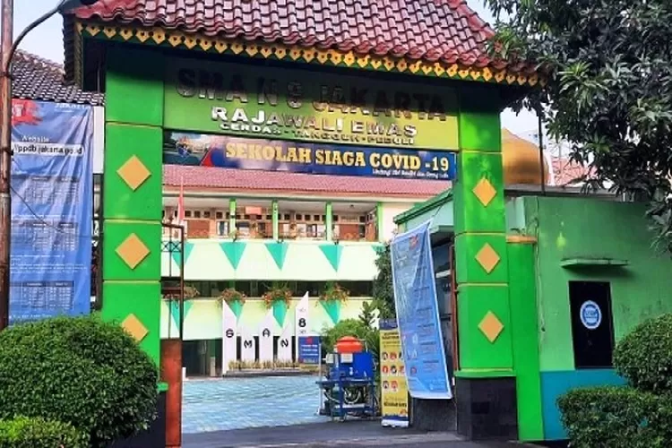 10 SMA Terbaik Di DKI Jakarta Berdasarkan Nilai UTBK Dan Peringkat ...