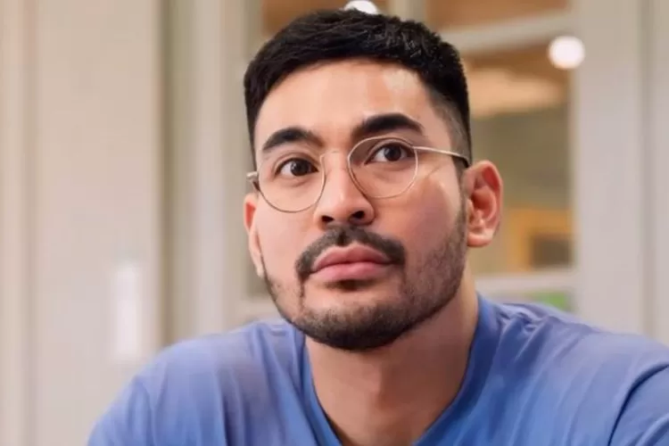 Robby Purba bagikan pengalaman berhasil sembuh dari penyakit tumor payudara(Foto: Instagram)