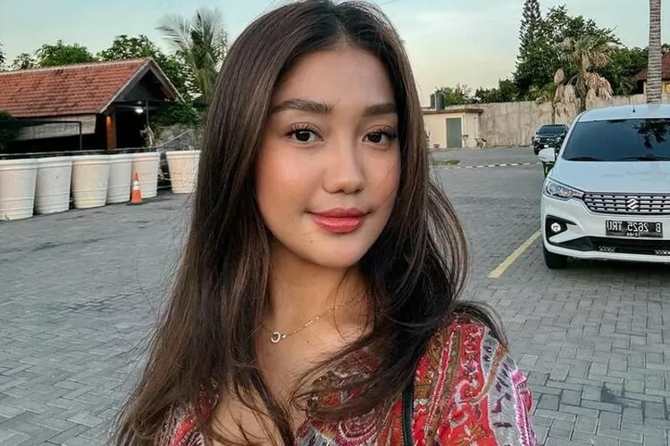 Chandrika Chika ungkap alasan bisa bebas cepat. (Instagram @chandrika_)