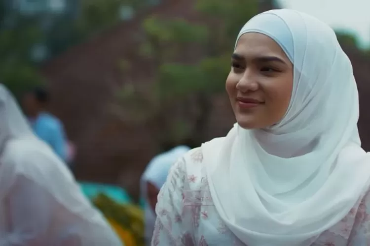 Davina Karamoy perankan karakter Rani dalam Ipar adalah Maut.