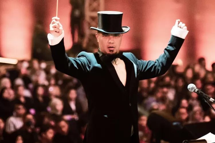 Ahmad Dhani ngamuk karena pemberitaan hoax dan isu cerai dengan Mulan Jameela, sindir soal biadab