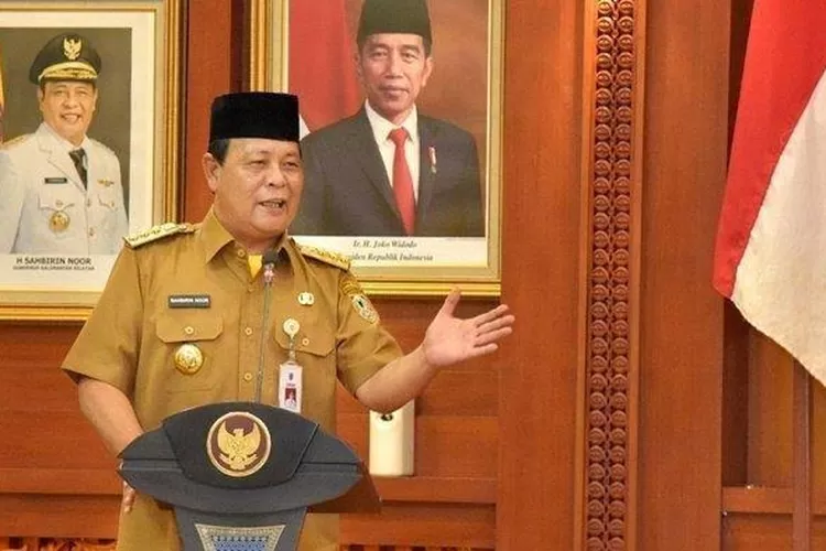 Gubernur Kalimantan Selatan, Sahbirin Noor, resmi ditetapkan sebagai tersangka oleh KPK dan kini opsi DPO dan larangan ke luar negeri mengancamnya dalam kasus dugaan korupsi yang mencuat. (Foto/Istimewa)