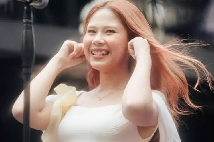 Nadin Amizah kritik pedas kebijakan pemerintah terkait konflik Gaza (Foto/Instagram/Nadin Amizah)