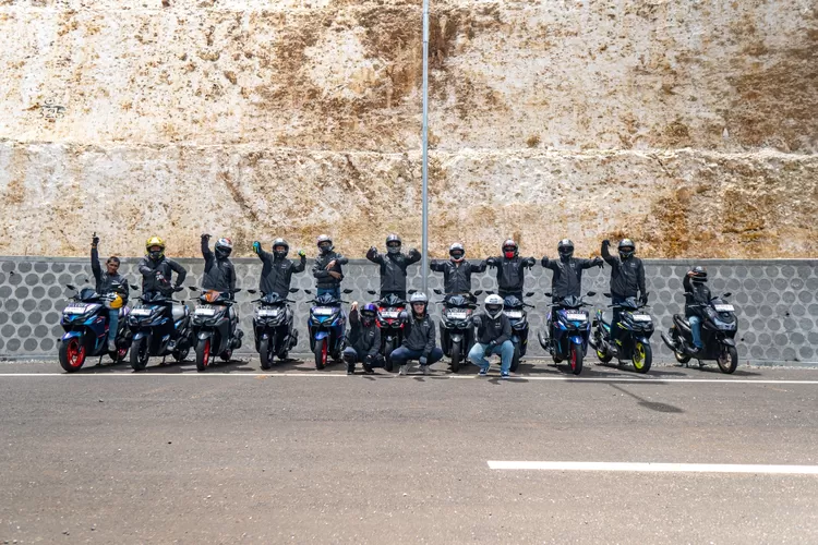 ALPHA GANG beraksi di ajang We Are AEROX Society.