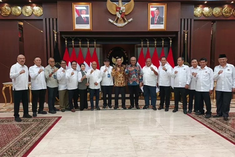 Menko Polkam Dorong Produksi Konten Edukatif, PWI Siap Gencarkan Literasi Publik