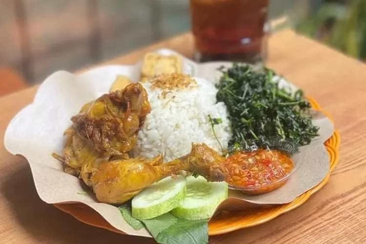 Ayam goreng yang viral di Bogor 