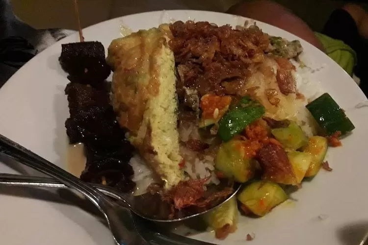 Rekomendasi nasi uduk Betawi di Bekasi. (Googlemaps/rezazulfikar)