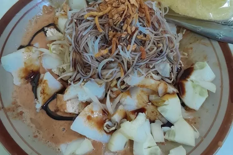 Rekomendasi ketoprak di Bekasi yang bisa kamu cicipi, rasanya enak porsi melimpah. (Googlemaps/acafhanifar)