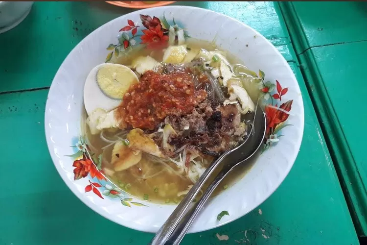Rekomendasi soto ayam di Bekasi yang cocok buat menu sarapan dan makan siang. (Googlemaps/kukuhprayogo)