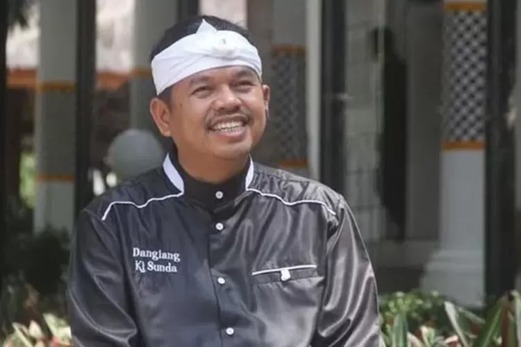 Survei Citra Komunikasi: Dedi Mulyadi Terdepan di Pilgub Jabar