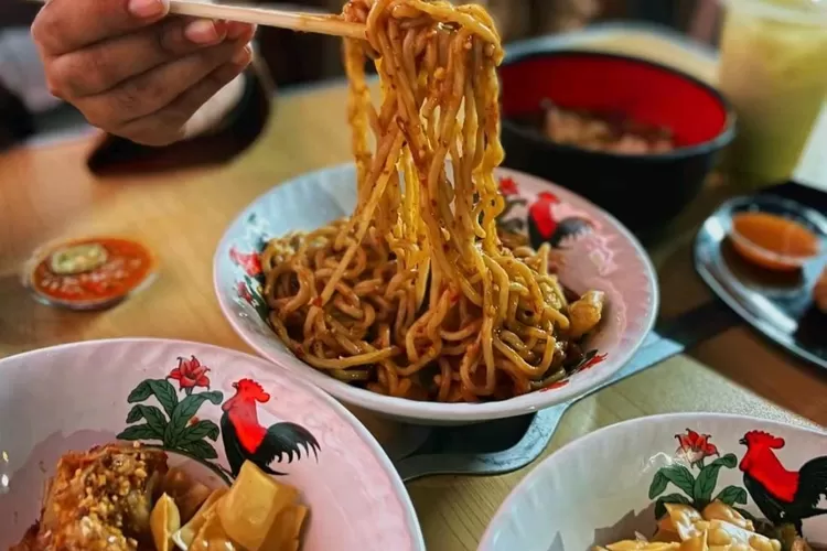 Ini Dia, Mie Pedas yang Lagi Viral di Bogor, Rasa Nikmat, Pedasnya Nampol, Harga Murah Meriah!