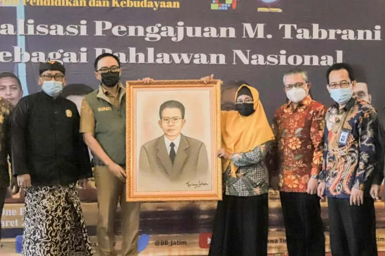 M. Tabrani, Salah Satu Pahlawan Nasional yang Baru Saja Ditetapkan Presiden Joko Widodo. (balaibahasajatim.kemdikbud.go.id)