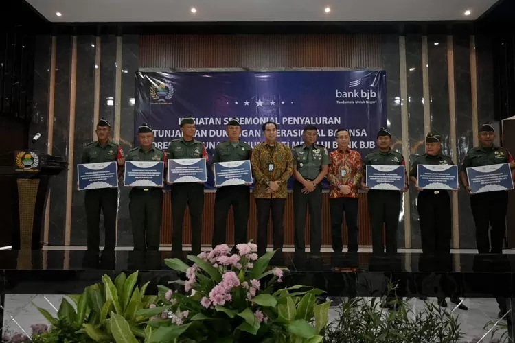 Salurkan Tunjangan Operasional Babinsa, bank bjb Kolaborasi dengan TNI AD