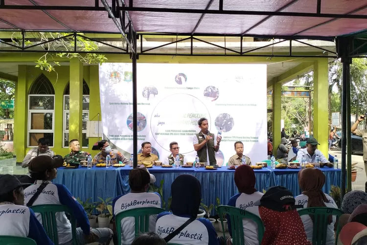 Kegiatan pelatihan K3 terhadap para pemulung untuk mengantisipasi kebakaran TPA. (ist)