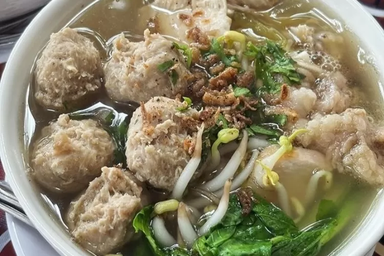 3 Kedai Bakso Enak Di Tangerang Ada Bakso Porsi Jumbo Full Tetelan