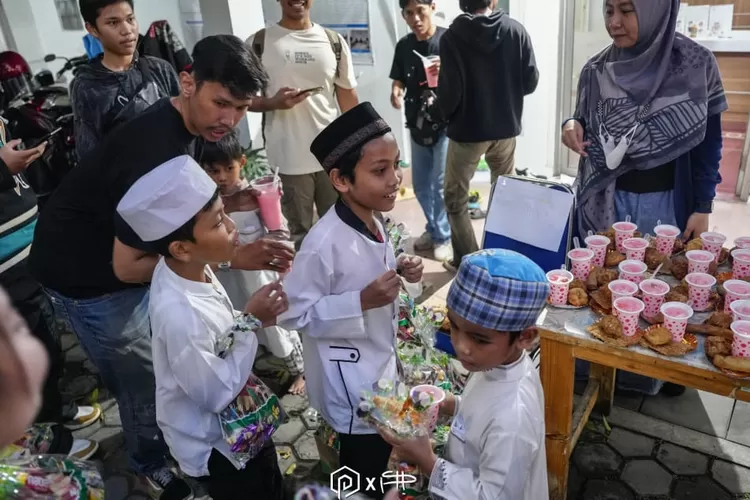 Serunya Kegiatan 'War Takjil' Yamaha, Konsumen Berbagi Kebahagiaan di Bulan Ramadan