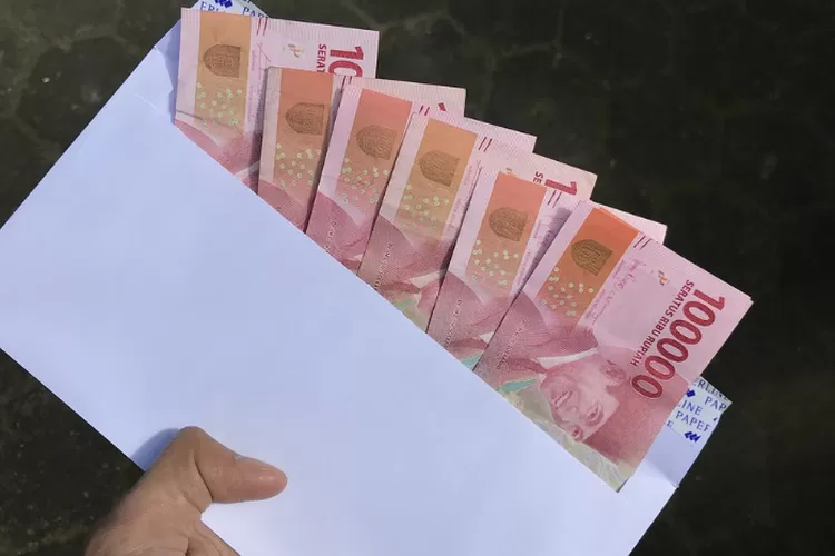 Ilustrasi -- 3 Bansos Tambahan Cair Tunai di Minggu Ketiga Bulan Oktober, Nominalnya Rp 300 Ribu, Rp 400 Ribu, Hingga Rp 1,8 Juta (Pixabay.com/Ekoanug)