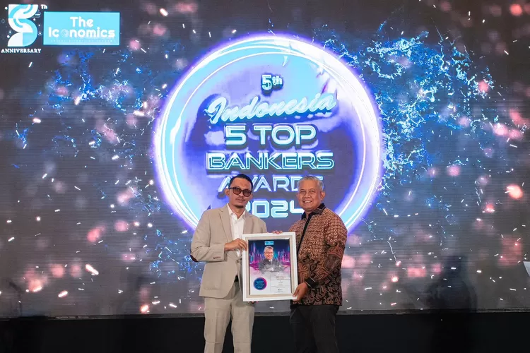 bank bjb Bersinar di Indonesia Top Bank Awards 2024, Yuddy Renaldi Diganjar Penghargaan Prestisius