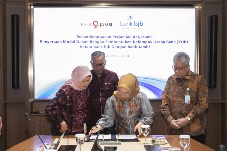 Bank bjb dan Bank Jambi Teken PKS Penyertaan Modal untuk Bergabung dalam KUB
