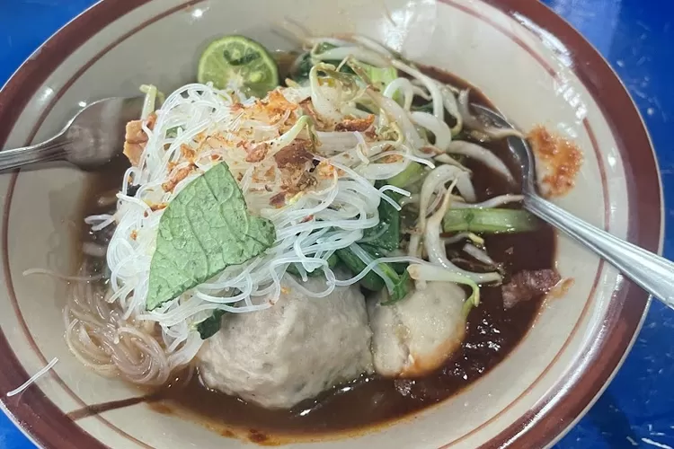 Ini Dia Rekomendasi Bakso dengan Kuah Merah Medok Khas Bogor yang Wajib Dicoba! Tiap Hari 300 Porsi Ludes