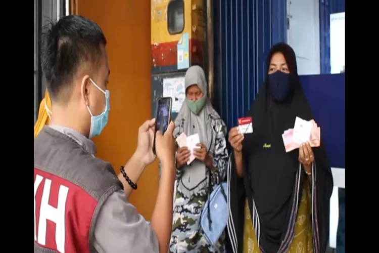 Terpantau terdapat KPM bantuan sosial BPNT cair di semua kartu KKS. (Youtube Info Bansos)