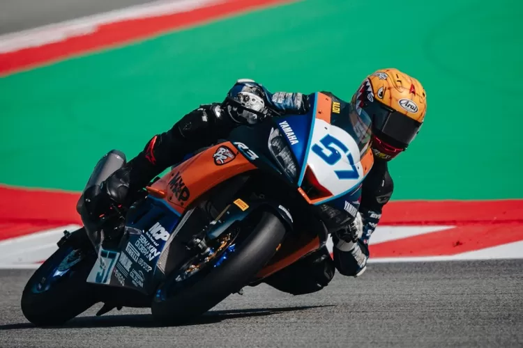 Aldi Satya Mahendra Tampil Menjanjikan di Portimao, Jaga Peluang Juara Dunia WorldSSP300