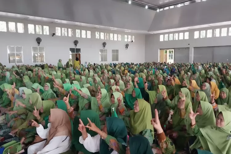 NU OKU Dukung Pasangan BERTAJI, Ketua Muslimat: Teddy Meilwansyah Adalah Mustasyar NU OKU