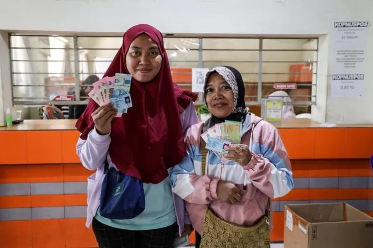 Daftar Bansos yang Cair Minggu Ketiga Oktober 2024 Selain PKH dan BPNT Ada Juga Bantuan Ini