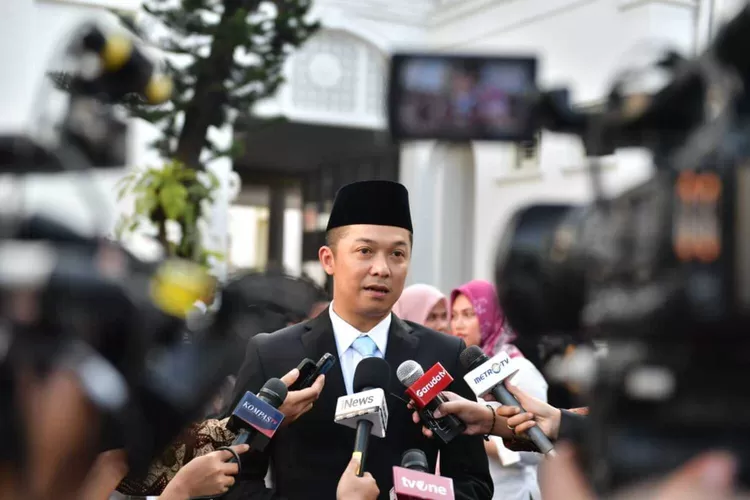 Taufik Hidayat, Atlet Badminton yang Jadi Wakil Menpora di Kabinet Prabowo-Gibran. Segini gajinya (kemenpora.go.id)