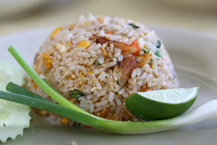 Nasi Goreng Lezat dan Menggugah Selera Ini Baru Buka di Kota Bogor, Harganya Mulai Rp15 Ribu Saja!