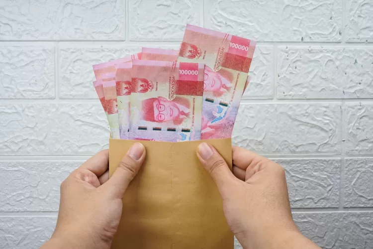 Ilustrasi -- Saldo Bansos Cair Rp800 Ribu ke KKS Bank Ini, Apakah Bantuan PKH atau BPNT? Simak Ulasan Berikut! (Canva)