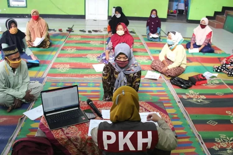 Bansos PKH Akan Memasuki Tahap Final Closing, Detik-Detik Pencairan Bantuan Sosial November-Desember Semakin Dekat (jatengprov.go.id)