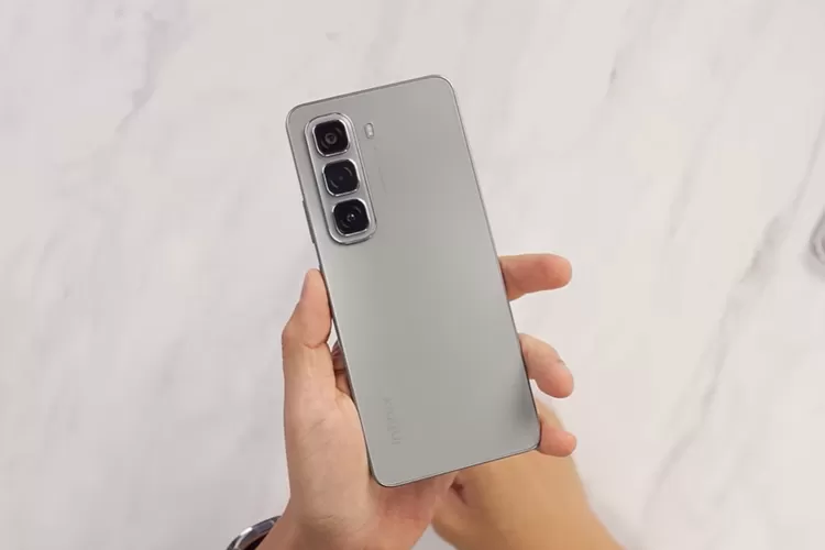 Infinix Hot 50 Pro Plus, Rekomendasi HP dengan Harga di Bawah Rp3 Juta. (youtube.com/@GadgetIn)
