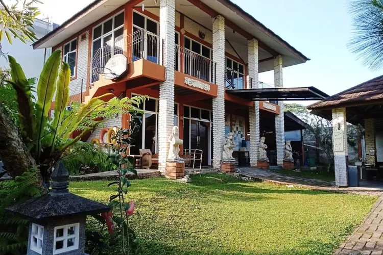 Villa Murah Kapasitas Besar di Bogor Nikmati Liburan Bali ala Puncak di Villa Kenxena, Pasti Bikin Betah!