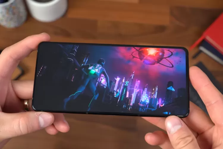 Review ASUS ROG Phone 9 yang Dibandrol Mulai Rp19 Jutaan, Intip Apa Saja Spesifikasi Canggih yang Dimilikinya (youtube.com/@Tim Schofield)