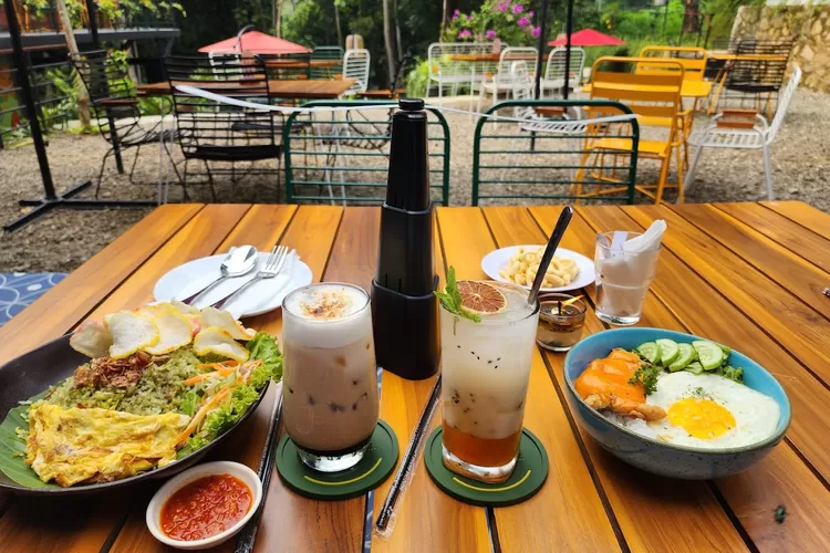 Nikmati Suasana Adem di Resto Hutan Jati, Tempat Makan Asyik di Bogor yang Cocok untuk Keluarga dan Anak