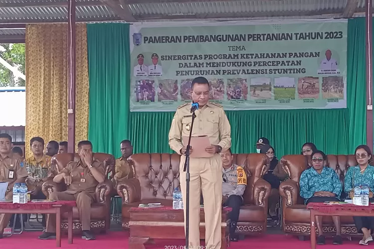 Bupati Asmat, Thomas Eppe Safanpo memiliki harta kekayaan Rp28.783.712.167 . (asmatkab.go.id)