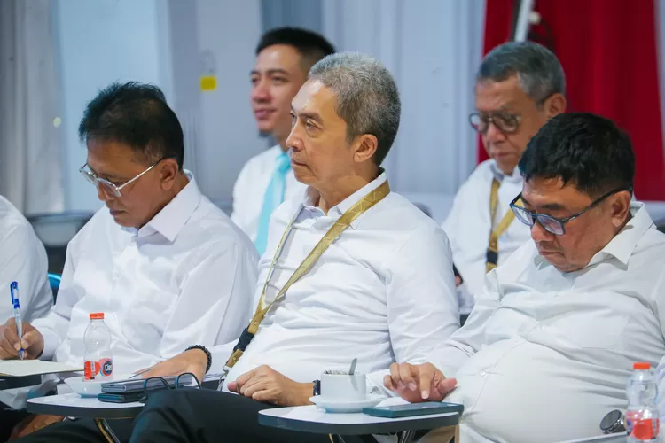 Ilustrasi evaluasi kelembagaan 