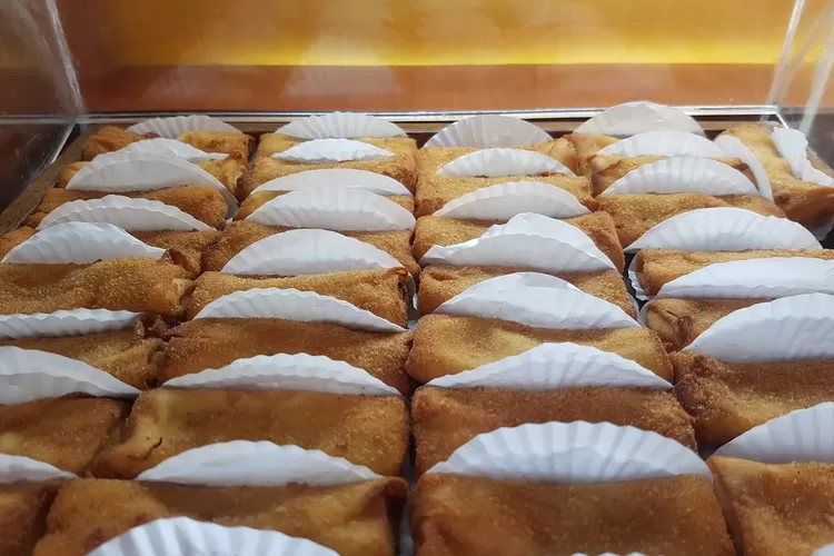 10 Toko Kue Basah Terbaik di Jakarta yang Punya Pilihan Lengkap dan Rasanya Bikin Ngiler!