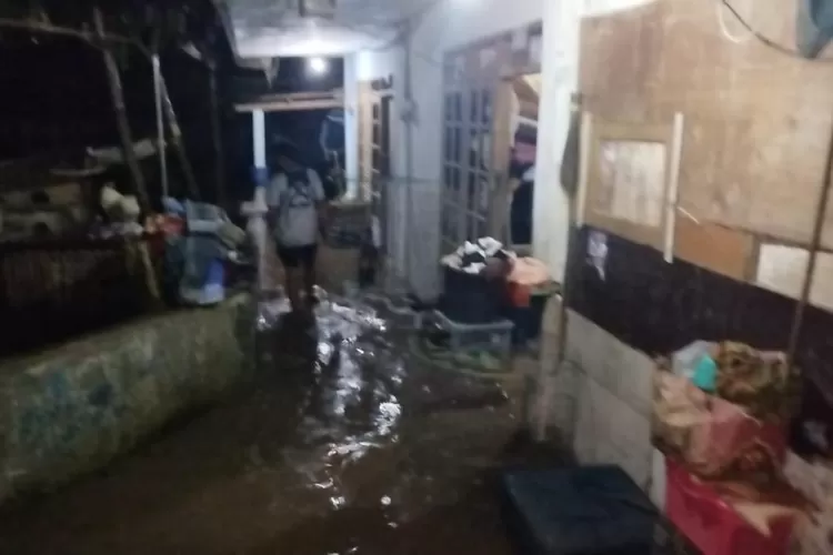 Bendung Katulampa Siaga 1, Bencana Kepung Kota Bogor Warga Pinggiran Sungai Diminta Waspada!
