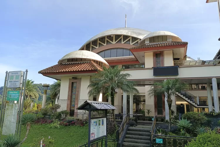 Lima Masjid Indah di Bogor yang Wajib Dikunjungi sebagai Wisata Religi dengan Arsitektur Megah
