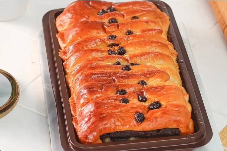 Jumbo Strudel Bogor, Salah Satu Oleh-oleh Khas Bogor. (Instagram.com/@jumpabogor)