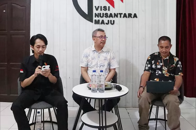 LS - Vinus Maju melakukan survey kepuasan publik kepada pasangan Wali Kota - Wakil Wali Kota Bogor, Dedie Abdu Rachim - Jenal Mutaqin.