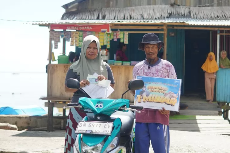 Sartina asal Poso raih 1 miliar dari program Miliarder Yamaha usai beli Mio M3 untuk kebutuhan sehari-hari.