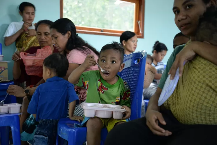BNI hadirkan program gizi dan kesehatan di NTT dan Banten untuk dukung percepatan penurunan stunting serta wujudkan generasi Indonesia yang sehat.