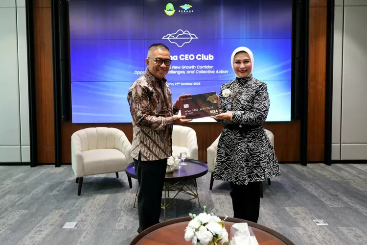 bank bjb catat aset Rp215,9 triliun dan laba Rp1,37 triliun di 2025, perkuat efisiensi, digitalisasi, dan pembiayaan hijau berkelanjutan.